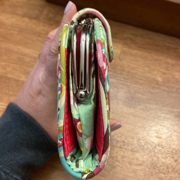 Vera Bradley Tutti Frutti Wallet Kisslock EUC - Picture 8 of 9